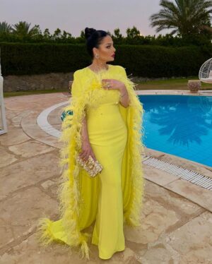Diana Karazon Instagram - ‏"سليم القلب يؤتمن حتى في عداوته، ومرضى القلوب
‏لا يؤتمنون حتى في صداقتهم."💛
@qirat_kw 
#ديانا_كرزون #العمر_ماشي