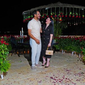 Diana Karazon Instagram - ‏اللحظات الجميلة..
‏ليست في أين تكون.. بل مع من تكون."🌹

Arrangements♥️
@salmaevents.jo 
@salmaflowers.jo 
#معاذ_العمري #ديانا_كرزون