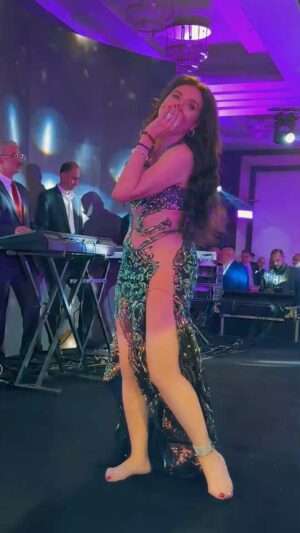 Dina Instagram - يا خراشي يا لهوي 🔥❤
#دينا | #dina
@akramhosny