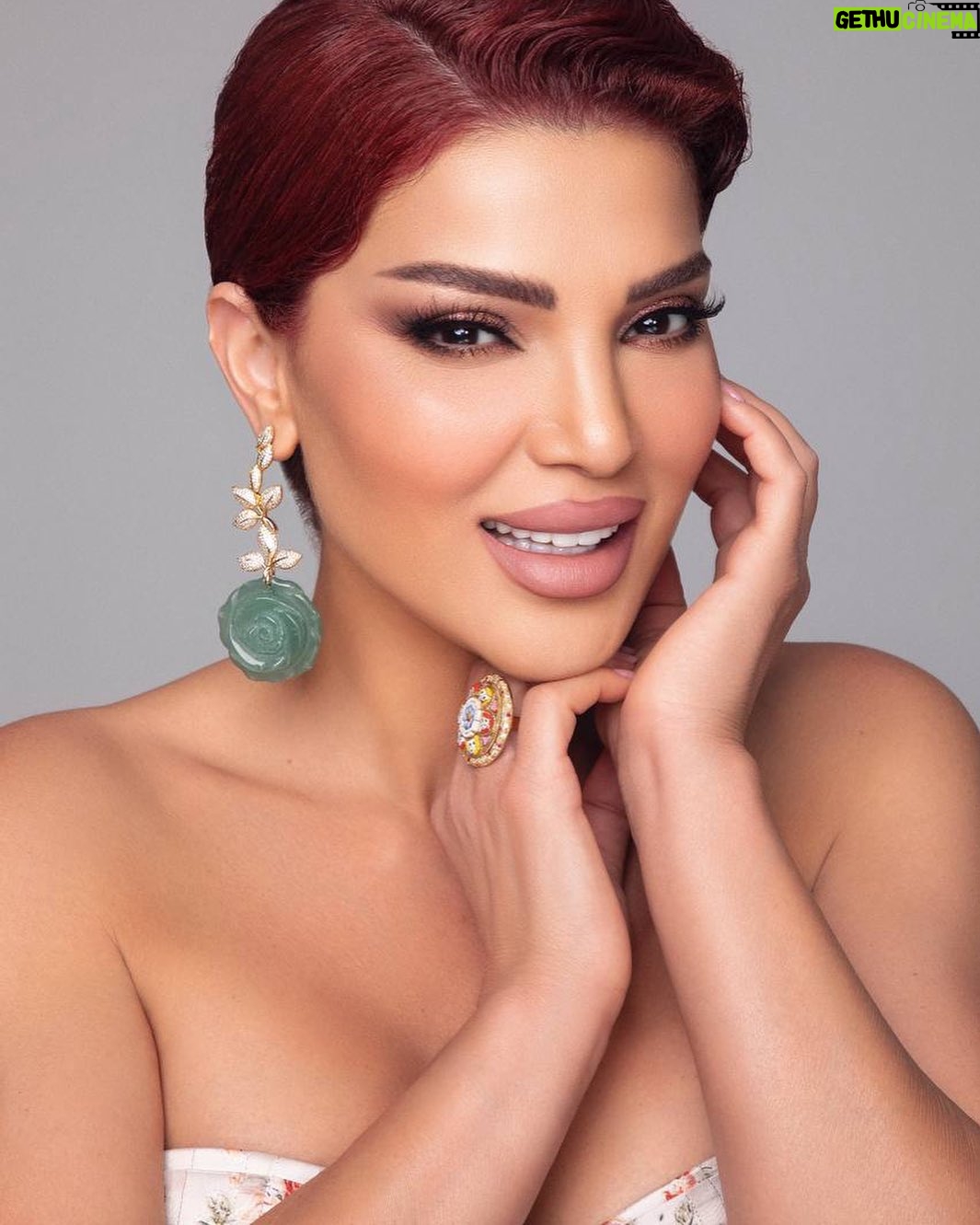 Dina Hayek - 3.3K Likes - I can’t get over this look ! 💖
However, more looks are on their way … And SONGS 😉💕
لوكات وأغاني جديدة قريباً … 😉✨💖
Hair: @josephsaadofficial
Makeup: @eva.atallah
Stylist: @georgeschamoun.stylist
Dress: @clo_beirut
Jewelry: @rapture.me
Photographer: @kifah.ballani