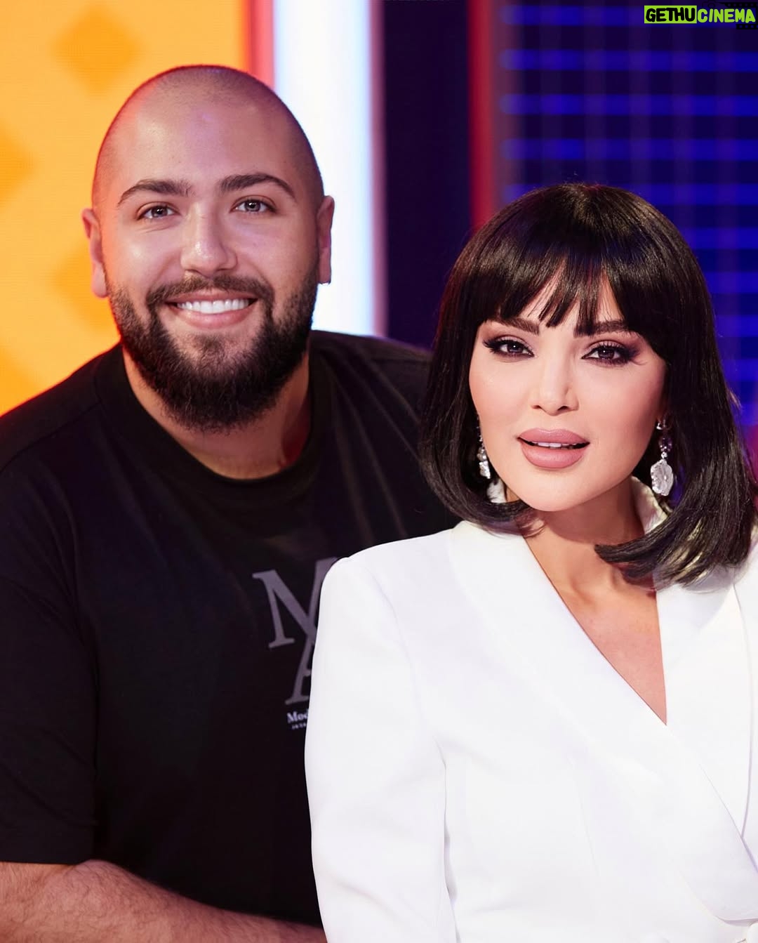 Dina Hayek - 2K Likes - #فوق _ 18 #ديناحايك
Makeup @eva.atallah
Outfit @clo_beirut
Styled by @nabilajadallah
Jewelry @auroreezzedine
Hairdresser @josephsaadofficial
Wig: @amalhair