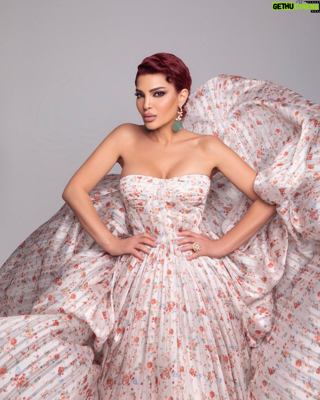 Dina Hayek - 3.7K Likes - I missed everyone and i know all of you missed me🤍
So… New songs are on the way very soon!✨😉
🤍اشتقتلكن وبعرف اشتقتولي🤍
✨قريباً في أغاني كتيييير حلوين😉
Hair: @josephsaadofficial
Makeup: @eva.atallah
Stylist: @georgeschamoun.stylist
Dress: @clo_beirut
Jewelry: @rapture.me
Photographer: @kifah.ballani