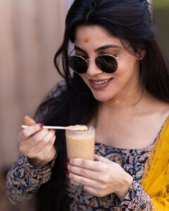 Actress Divya Bharathi HD Photos and Wallpapers March 2025
