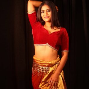 Divya Dharshini Instagram - Aadai Alangaram Adhu Yaarukalagu 🥵❤️
.
#divya #hot #sexy #dance #love #my #self #🥵