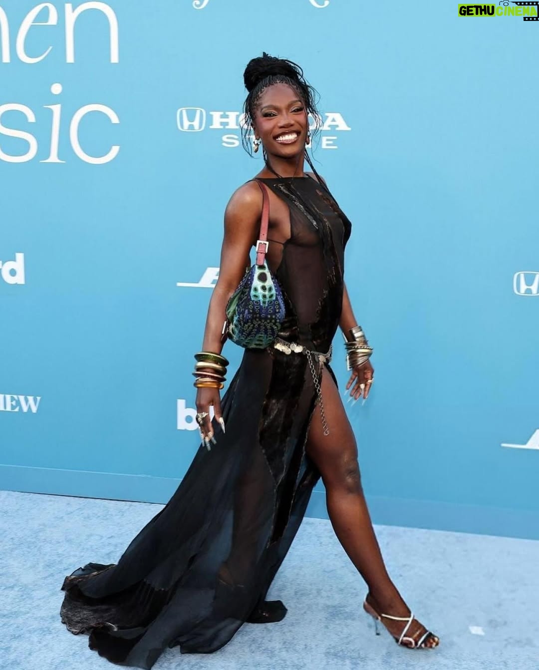 Doechii - 742.7K Likes - Woman of the year 🪷 @billboard
Shoutout to all of the women on my team that keep this whole thing running, I love yall !
Jayda Love, DJ Miss Milan, Jessica Eason, Danielle Nicholson, Caroline Yim, Chase Chandra, Caroline Fromm, Juliette Hill, Dee Carrion, Orla Gorman, Erin Cooney, Ambrosia Healy, Lillia Parsa, Jen Ashworth, Jennie Swiatowy, Savannah Benton, Zoe Gillespie and Jodie Gerson. All BRILLIANT, hard working and just as deserving of this win as me.