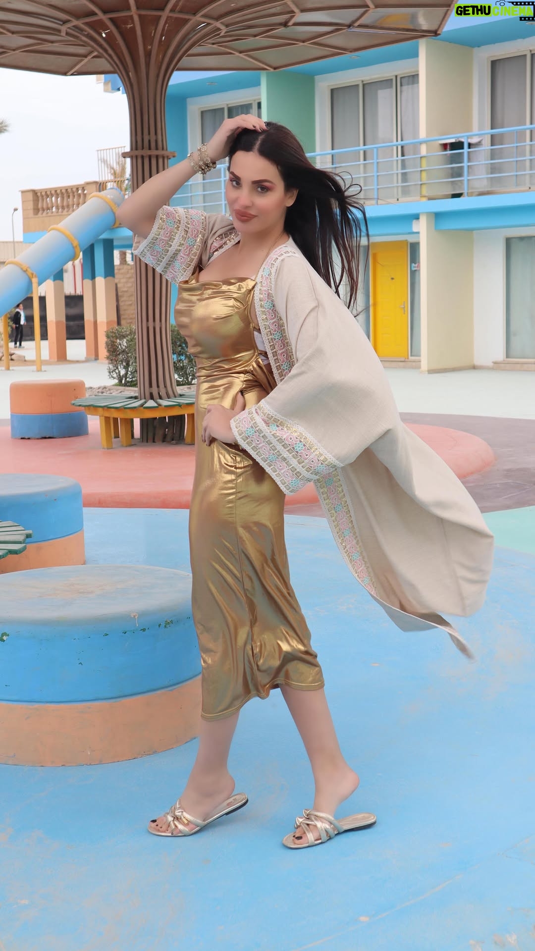 Dominique Hourani - 3 Likes - اسعد الاوقات في اجمل الاماكن @tedaswissinn
Video by @esmaielebrahimm