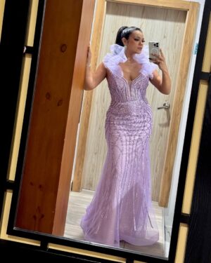 Dora West Instagram - Un hermoso fds! Trabajo y familia ❤️❤️❤️

1. De vuelta a casita 🙏🏽
2. Mi vestido @xclusive15 para la conducción  de Reina de Santa Elena ❤️
3. Mi dupla en reinados 🤣 @eduandradej 
4. El plato favorito de Danilito, pescado con espinas (así le llama). 
5.  No sé si se los he contado pero Danilito tuvo una experiencia fea con una ola a los 3 años (estando en la orilla). Bueno hoy fue su primera vez dentro del mar (tiene 7) ❤️❤️❤️❤️
6. Danilito molestando a la mamita. 
7.  Mi mamita ❤️
8. Mi trend de la playa fallido 😞
9. 😋 
10. Mamáááááááá , Danilo me está molestandoooooo!!!!! 
11 y 12: Bonus 🙌🏽

Si llegaron hasta aquí, GRACIAS….. Aquí casual fomentando la lectura! 😘