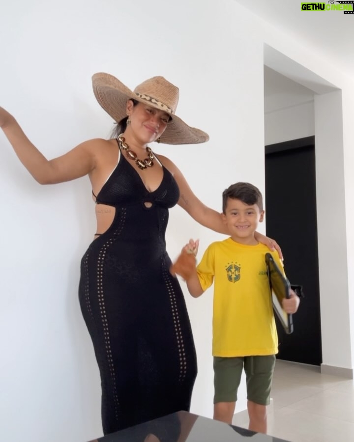 Dora West - 13.9K Likes - #Carnaval2025 Familia West 🙌🏽🙌🏽
@kcamposw78 @richardwest78