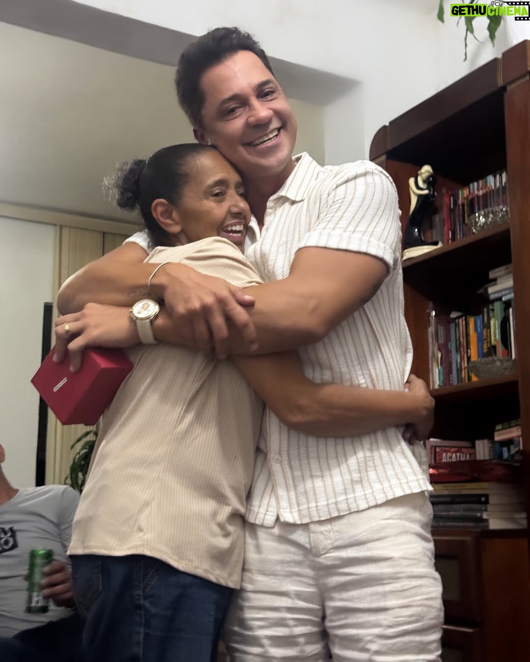 Dora West - 16.3K Likes - Navidad, amigo secreto, cumpleaños de #LaTíaAlelila @alessandravitanis FAMILIA ❤️🤍