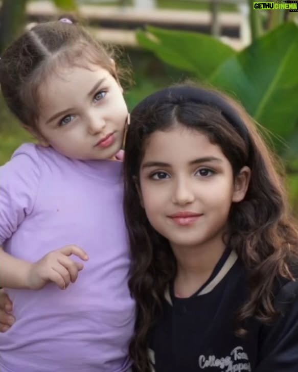 Dounia Batma - 143.2K Likes - الله يفرجها على دنيا ياربي لحبيب وتفرح هاد لبنيات لي توحشو ماماهم بزاااااااااااف 😭😭😭💔💔🙏🏻🙏🏻 دعواتكم معاها وحسبي الله ونعم الوكيل 😭🙏🏻