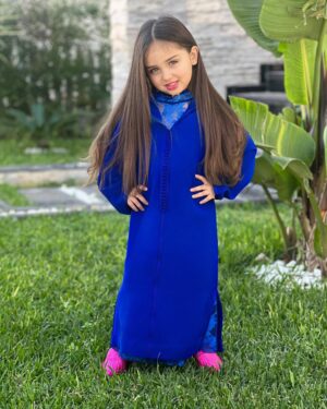 Dounia Batma Instagram - ليلي كتبوسكم كاملين 🥰❤️ ما شاء الله

@gazal.lailarose.batma 

@bouchraelmarzouqy