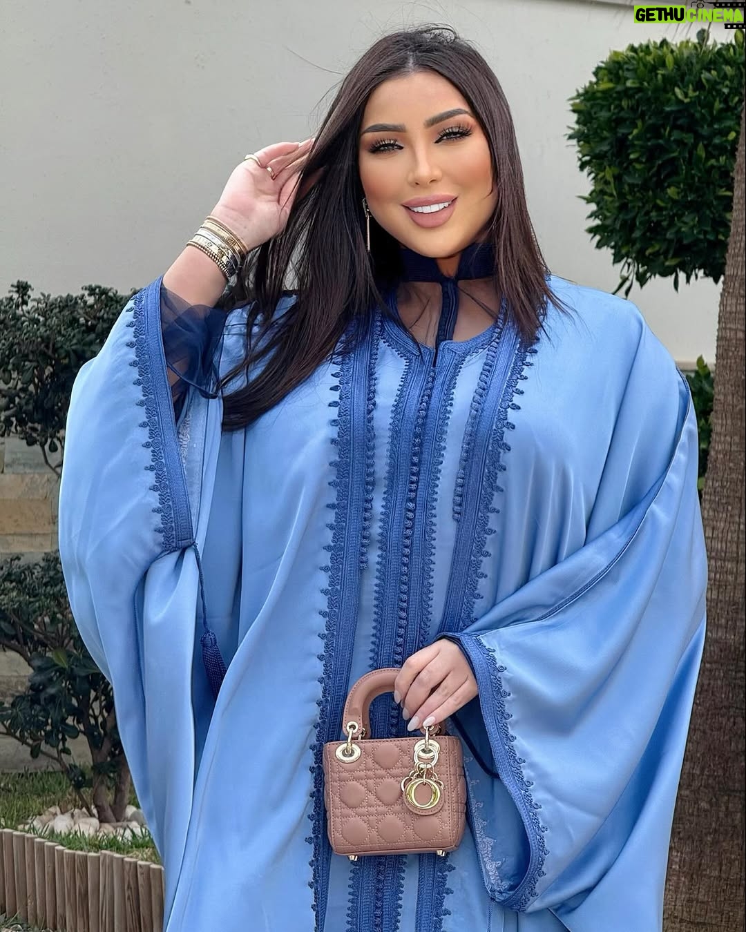 Dounia Batma - 148.8K Likes - حبيييت…💎
.
قفطان ابداع @bouchraelmarzouqy
.
👠 @ysl
.
👜 @toufikfactory.women