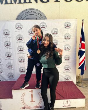 Dounia Batma Instagram - حبيباتي ❤️😍 ماشاء الله 

@gazal.lailarose.batma 
@linabatmaofficial