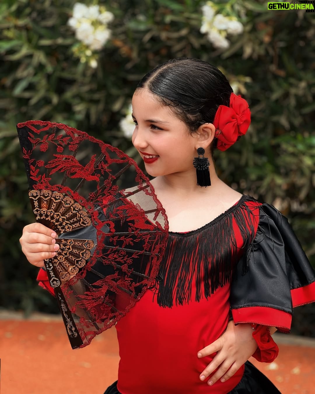 Dounia Batma - 100.1K Likes - ŁŁŲ¬Ų§ŲŖŁŁ
Ų²ŁŲ²Ł ŲØŲ§ŁŁŲØŁŲ³Ų© š Ų§ŁŁŁ ŁŲŁŲøŁŲ§ Ł
Ų§ Ų“Ų§Ų” Ų§ŁŁŁ ā¤ļø