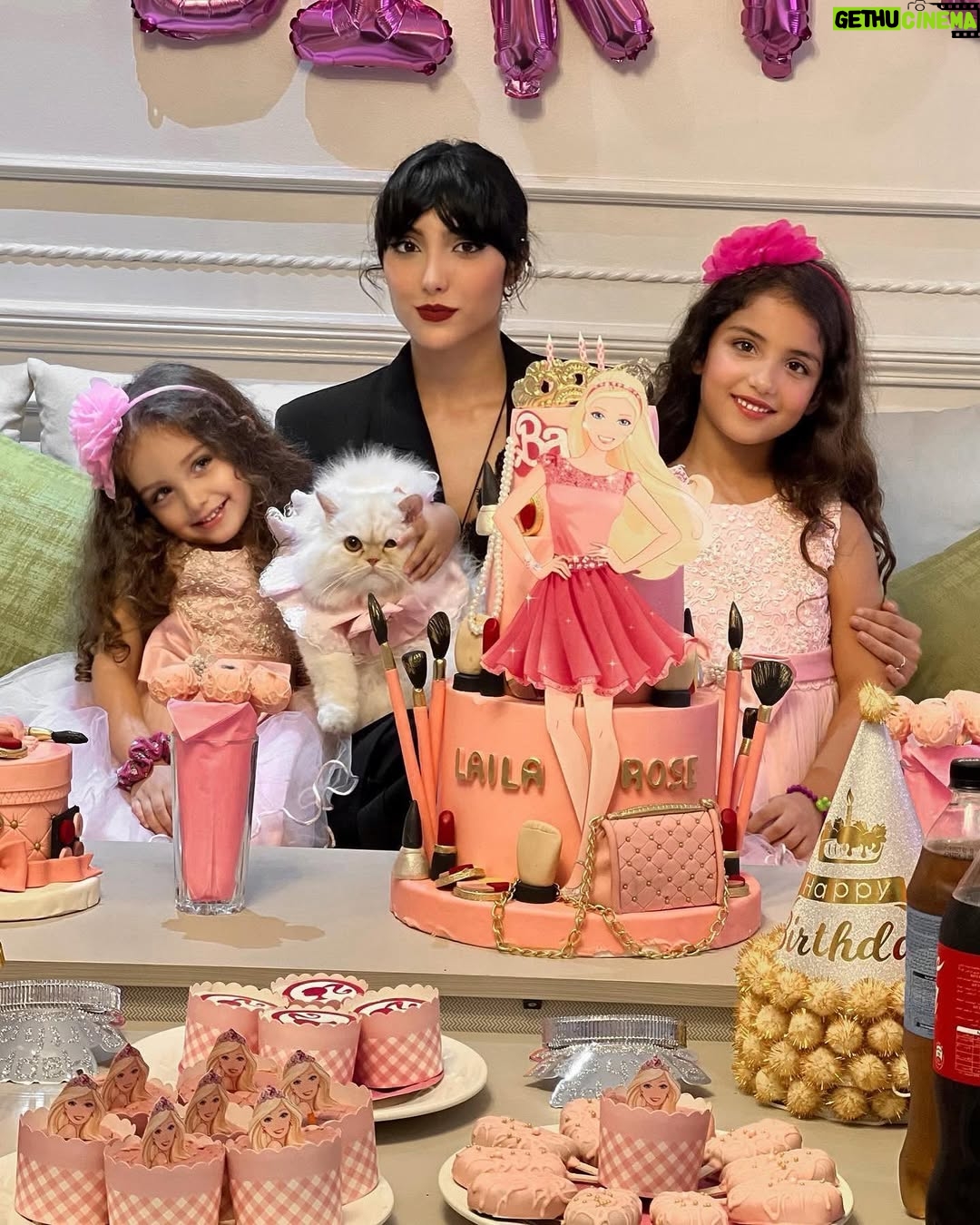 Dounia Batma - 167.4K Likes - 💞💞💞💞
.
@btissambatmaofficial
@emanebatma
@lailaattassiofficial
@gazal.lailarose.batma
@fouad_qebibo
@linabatmaofficial