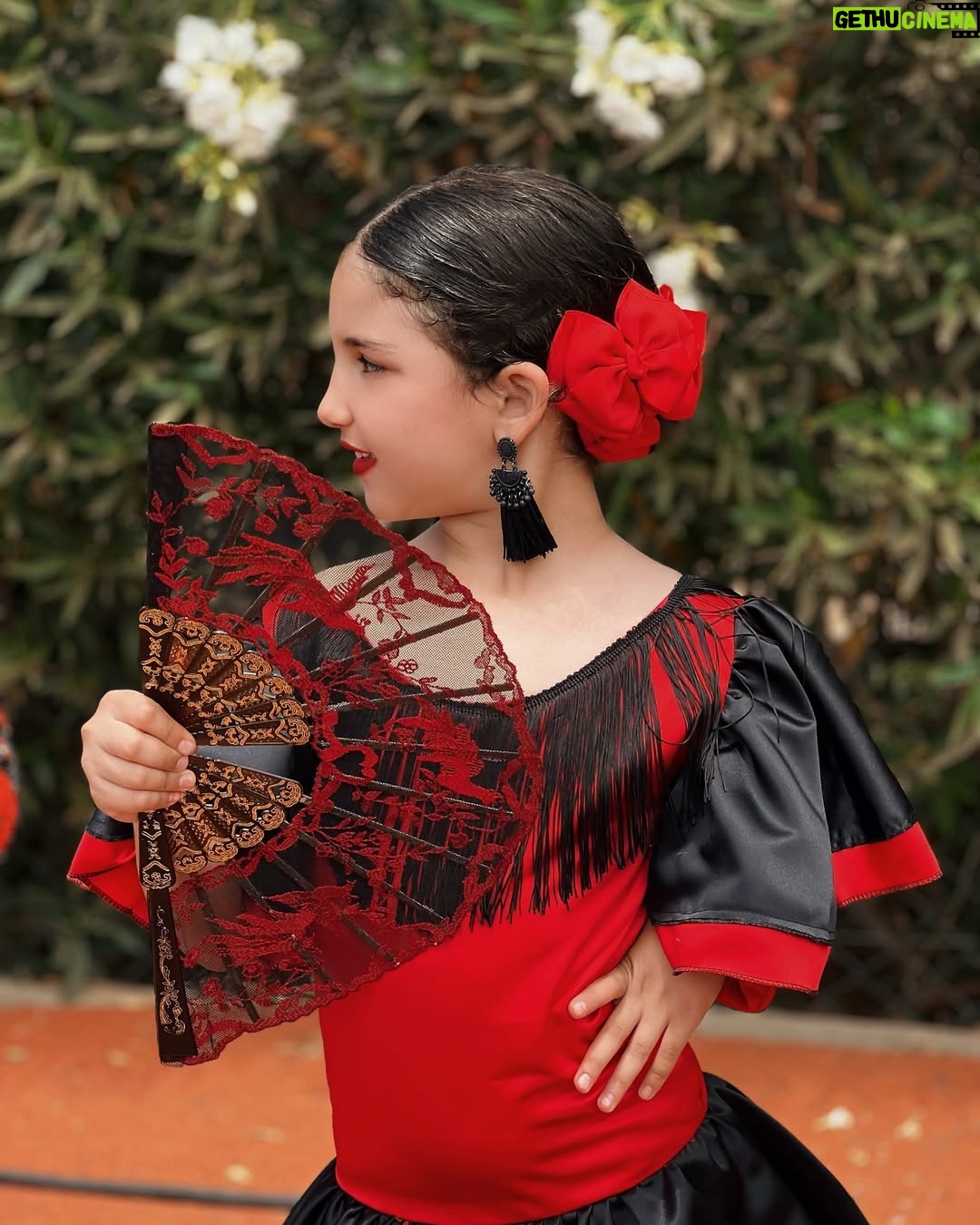 Dounia Batma - 100.1K Likes - ŁŁŲ¬Ų§ŲŖŁŁ
Ų²ŁŲ²Ł ŲØŲ§ŁŁŲØŁŲ³Ų© š Ų§ŁŁŁ ŁŲŁŲøŁŲ§ Ł
Ų§ Ų“Ų§Ų” Ų§ŁŁŁ ā¤ļø