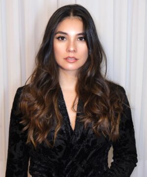 Eileen Moreno Instagram - "Eres transparente cuando lo que aparentas es lo que eres. Y cuando vives tu vida de esa manera, experimentarás un estado de gratitud y alegría elevada - tu estado natural del ser".
@ Dr Joe Dispenza
