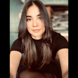 Eileen Moreno Instagram - SOLO IMAGINA
LO PRECIOSO QUE PUEDE SER
ARRIESGARSE, Y QUE TODO SALGA BIEN.