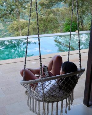 Eileen Moreno Instagram - "Así que resultó que el poder era la calidad de saber lo que te gustaba. Una cosa extraña para el poder. "
-Eve Babitz