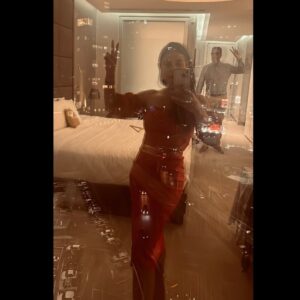 Eileen Moreno Instagram - Se acerca la navidad 💃🏻 🎄 alguien más emocionado por acá?