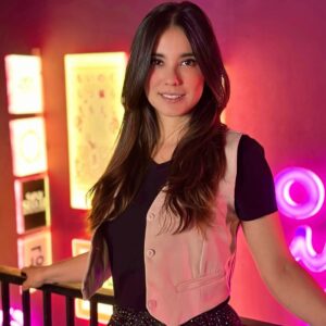 Eileen Moreno Instagram - "Tu repetición es tu reputación." ☺️
- Julieta Manzano, Autora y Experta en Recursos Humanos.