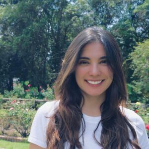 Eileen Moreno Instagram - Todo lo que necesitas es amor. 🌷 
Especialmente el amor propio. Tómate hoy para ser extra amable contigo mismo.