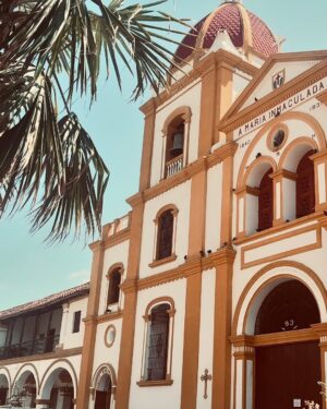 Eileen Moreno Instagram - Una tarde en el bello mompox ☀️ 🥵 🔥