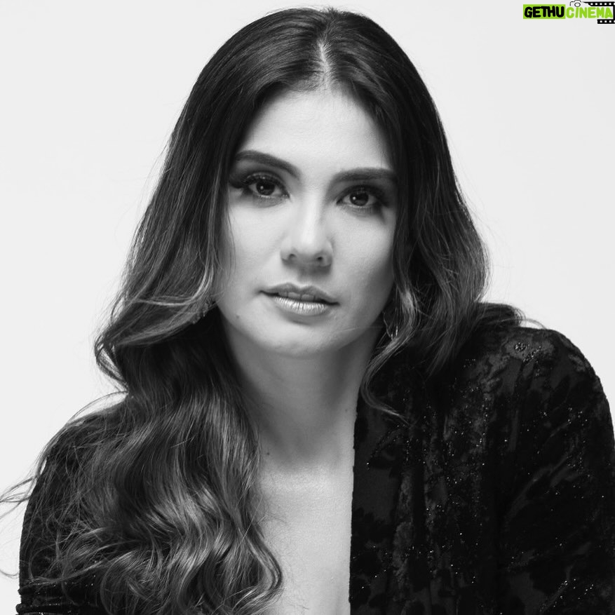 Eileen Moreno - 7.9K Likes - Amados retratos