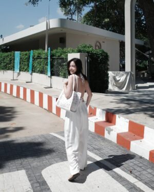 Eisaya Hosuwan Instagram - ☁️☀️☁️
