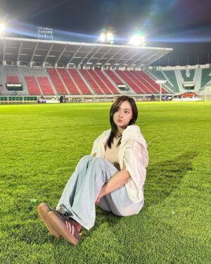 Eisaya Hosuwan Instagram - พร้อมเจอทุกคนวันนี้แล้วค่า🥰⚽️ #งาน55ปีช่อง3 #ช่อง3newenergy