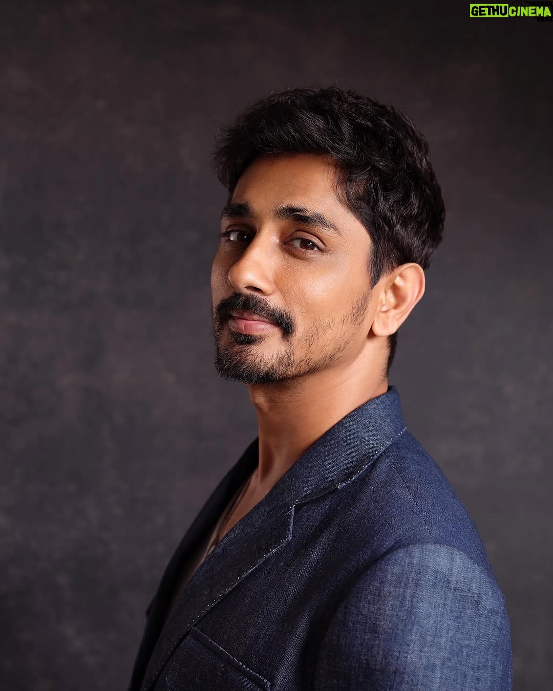 Eka Lakhani - 3.6K Likes - Glam’d on 🌟 @worldofsiddharth for @netflix_in’s Test.
Wearing @labelcrestelli
Styled by @ekalakhani @fatimabaluchstyles @team___e
