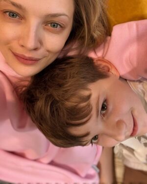 Ekaterina Vilkova Instagram - Моя душа ♥️
Мой #самыйкрутоймаленькиймужик ♥️
С днем рождения, мой #мультик- будь здоров и продолжай,так же жадно,любить эту жизнь ♥️