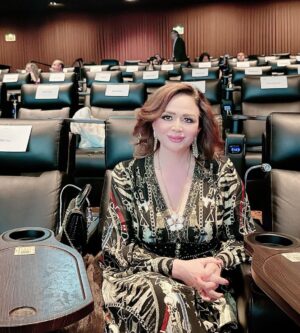 Elham Shahein Instagram - مهرجان هوليوود للسينما العربيه  بلوس أنجلوس فى دورته الرابعه .. أتشرف برئاسة لجنة التحكيم . . أتمنى التوفيق لكل المشاركين بأفلامهم بالمهرجان .
إلهام شاهين - Elham Shahin