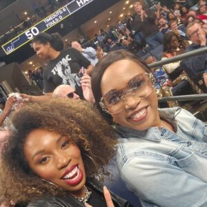 Elise Neal Instagram - Few Quick highlights of last month .. A new chapter of life 🎊 , a new podcast ( more episodes to come 🎬) & a little fun 🥰 
Watch Episode one of #THEREALNEAL 🎙( link in bio) #swipe