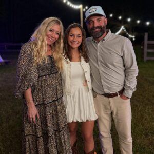 Ellie Holcomb Instagram - Happy Easter, y’all! I hope today was full of rest and people you love and remembering the good story Love beating death.

Posting a few pics from this weekend as well as some other spring memories for me over the past few weeks. So thankful for my people, for each of you, and for a Love that never lets us go.

 I have always loved this song that we often sing on Easter, and what a joy to turn it into a bluegrass romp to celebrate the beautiful story of Easter! Thx to @nate_dugger for producing it so beautifully and to all the incredible musicians and mixing and mastering engineers who pulled these songs together ! 

Here’s a recap of some Easter/spring memories:

1. Easter morning goodness w/ @drewholcombmusic 
2. Cousin LOvE 
3. Easter Basket anticipation
4. Egg hunt haul
5. Baseball grandparent love @thedebbieb @banistuci 
6. @smalltimetheband show that was 10/10 !
7. Bee rescue and flower house in the garden with friends @zandymowry , @lbauchiero 
8. Backyard jam with my fav drummer @zandymowry @taviordontaemowry 
9. Hammock snuggles /backyard hangs with our godsons @zandymowry 
10. Video shoot for something NEW and FUN coming your way soon!
11. Graduation party for our incredible niece @essie__richardson ! @trazodesign   @nerichardson1 know how to throw a PaRTY!
12. Beautiful service for Drew’s precious uncle who passed. He lived a rich and beautiful life and it was a gift to celebrate his life and be with our extended fam .
13. Real life pic that = the majority of our pics where at least one of our people is not looking at the camera or smiling 😅 I think I’ll prefer these to any others when I look back on pics over the years . 💛