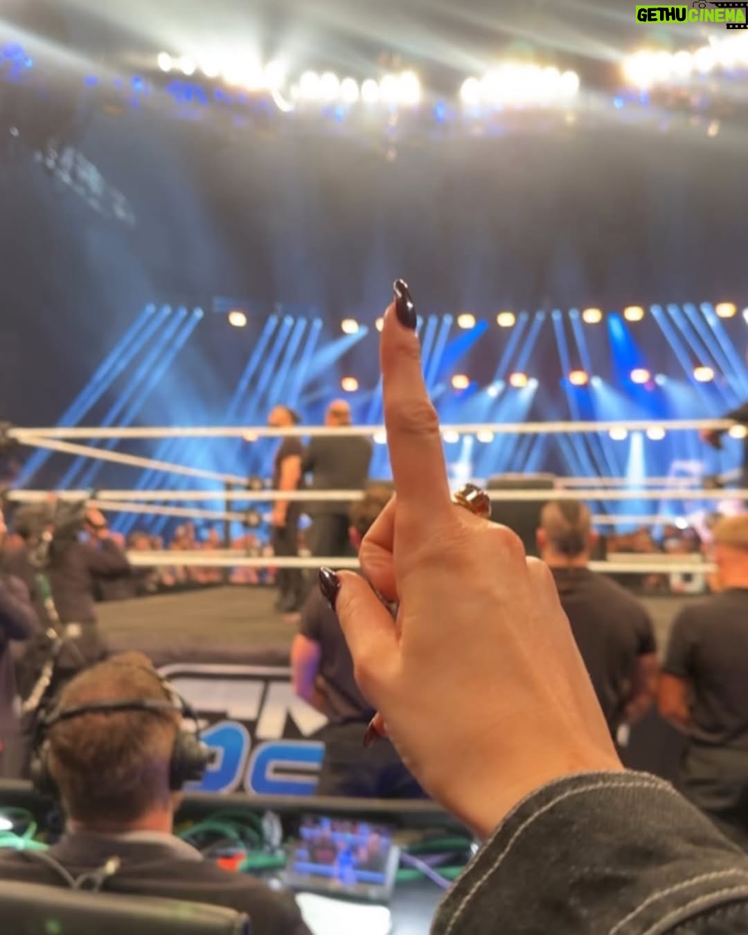 Elz The Witch - 58.5K Likes - WWE side quest ππ»