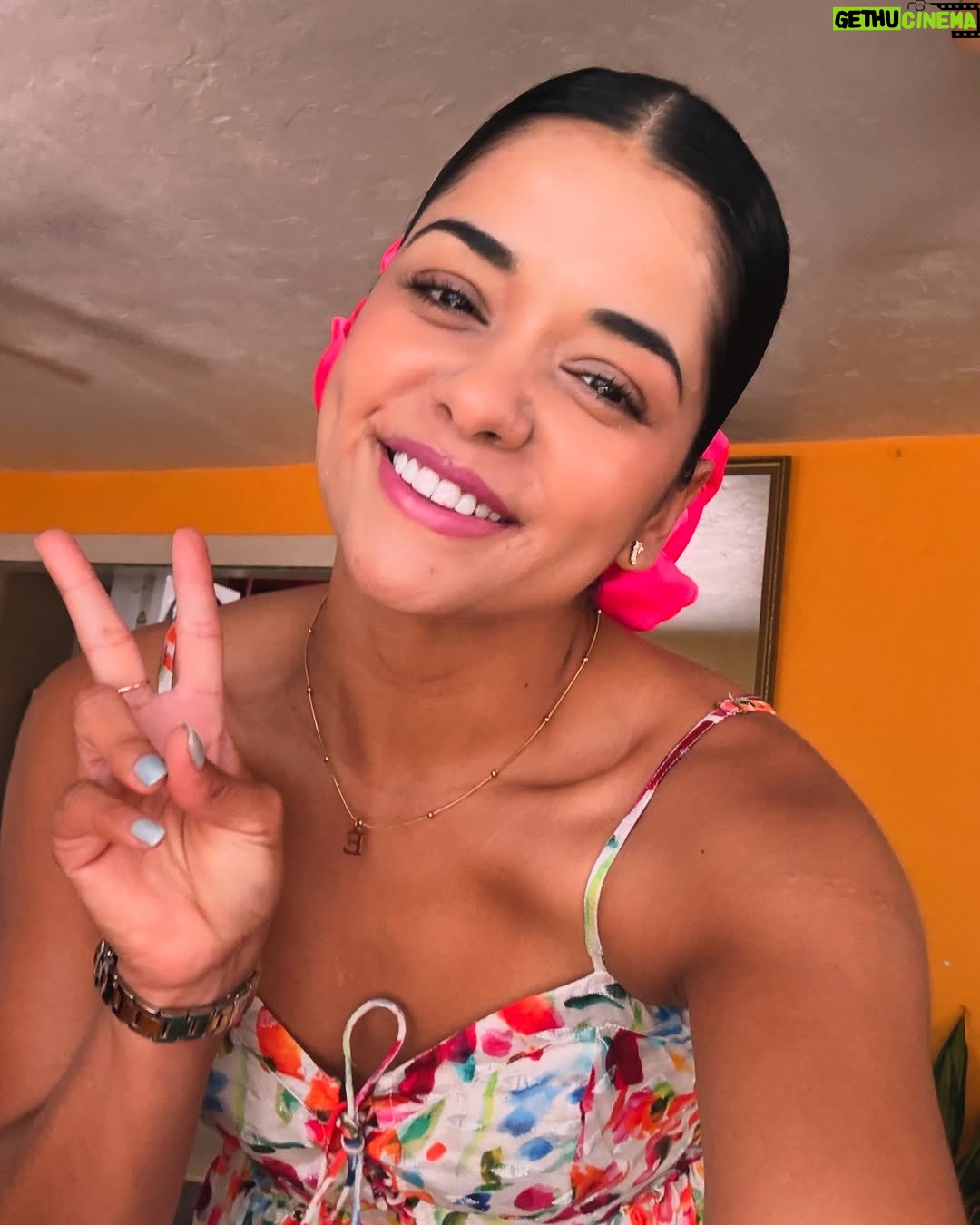 Emilia Ceballos - 1.8K Likes - “Nada en nosotros es casualidad: somos intención, brillo y propósito. Estar alineados con todo lo que merecemos”
Estamos listos para lo que viene !
Feliz lunes !
#actress #life #energy #love #acting #natural