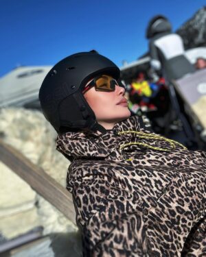 Emina Jahović Instagram - O, Sunshine! ☀️ 
The most precious gold to be found on earth🥹