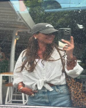 Emmanuelle Cureau Instagram - 37’ in Bali 🎂✨