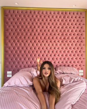 Enca Instagram - Home sweet home💓 Your fav pic 1-2-3-4?