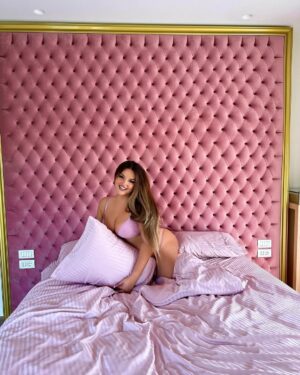Enca Instagram - Home sweet home💓 Your fav pic 1-2-3-4?