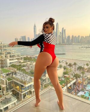 Enca Instagram - Dubai really has the best views 🤤 #viewonview