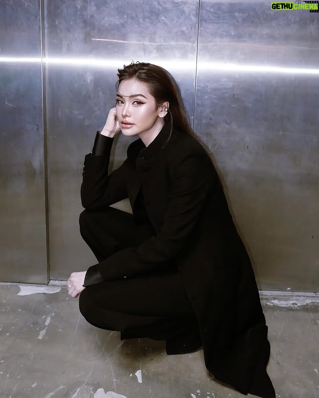 Engfa Waraha - 545.4K Likes - Olá, mamãe.🖤