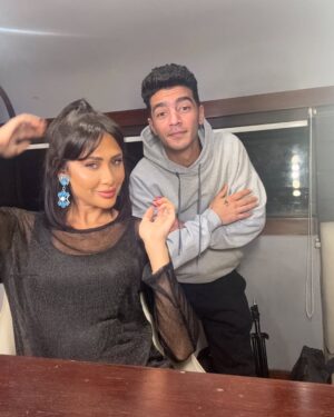 Enjy Kiwan Instagram - ‎فركش مسلسل #وتقابل_حبيب ❤️
‎شكراً لكل صُنّاع العمل الجميل ده، وشكر خاص لعمرو محمود ياسين  @amr_yassin على السيناريو العظيم 😍 وللمخرج محمد  الخبيري @mohamedelkhabeiry على رؤيته الرائعة!
‎وألف مبروك @karimfahmiofficial على الأغنية الحلوة دي 🎶