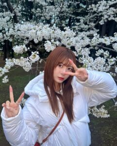 Actress Erina Ikuta HD Photos and Wallpapers April 2025