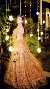 Actress Eshanya Maheshwari HD Photos and Wallpapers March 2025