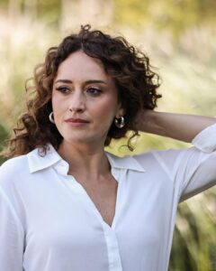Actress Esra K?z?ldo?an HD Photos and Wallpapers November 2025