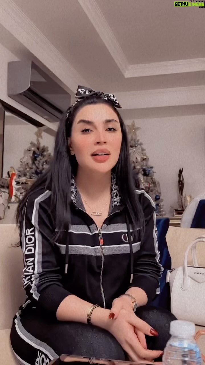 Esraa Al Aseel - 22.9K Likes - امي .. ثم امي لحد آخر يوم في عمري
حضن من اول حياتي وهمو همي ..
ده الي كتَّر خيرها .. داب خيرها
في دمي وعايش فيه 🤍
ربنا يحفظ كل امهاتنا ويرحم الاموات منهم يارب
#mothres_day #عيد_الام #امي #اسراء_الاصيل #esra_alaseil #alremas_princess #the_princess