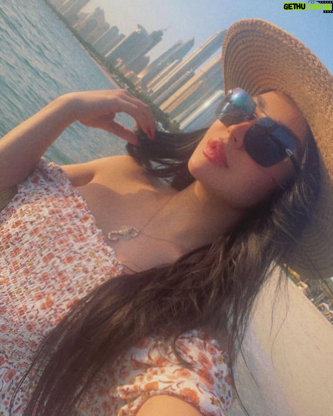 Esraa Al Aseel - 27.5K Likes - #live_in_moment #dubai 🤍
#esra_alaseil #اسراء_الاصيل #the_princess #صدفة