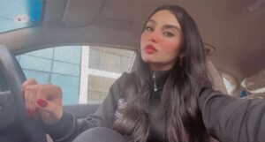 Esraa Al Aseel Instagram - صباحكم حب وسعادة وراحة بال 🤍
#esra_alaseil #اسراء_الاصيل #the_princess